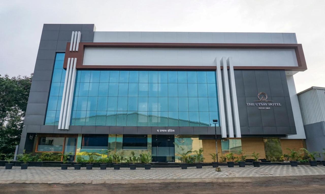 Treebo The Utsav, Nashik Hotel ภายนอก รูปภาพ